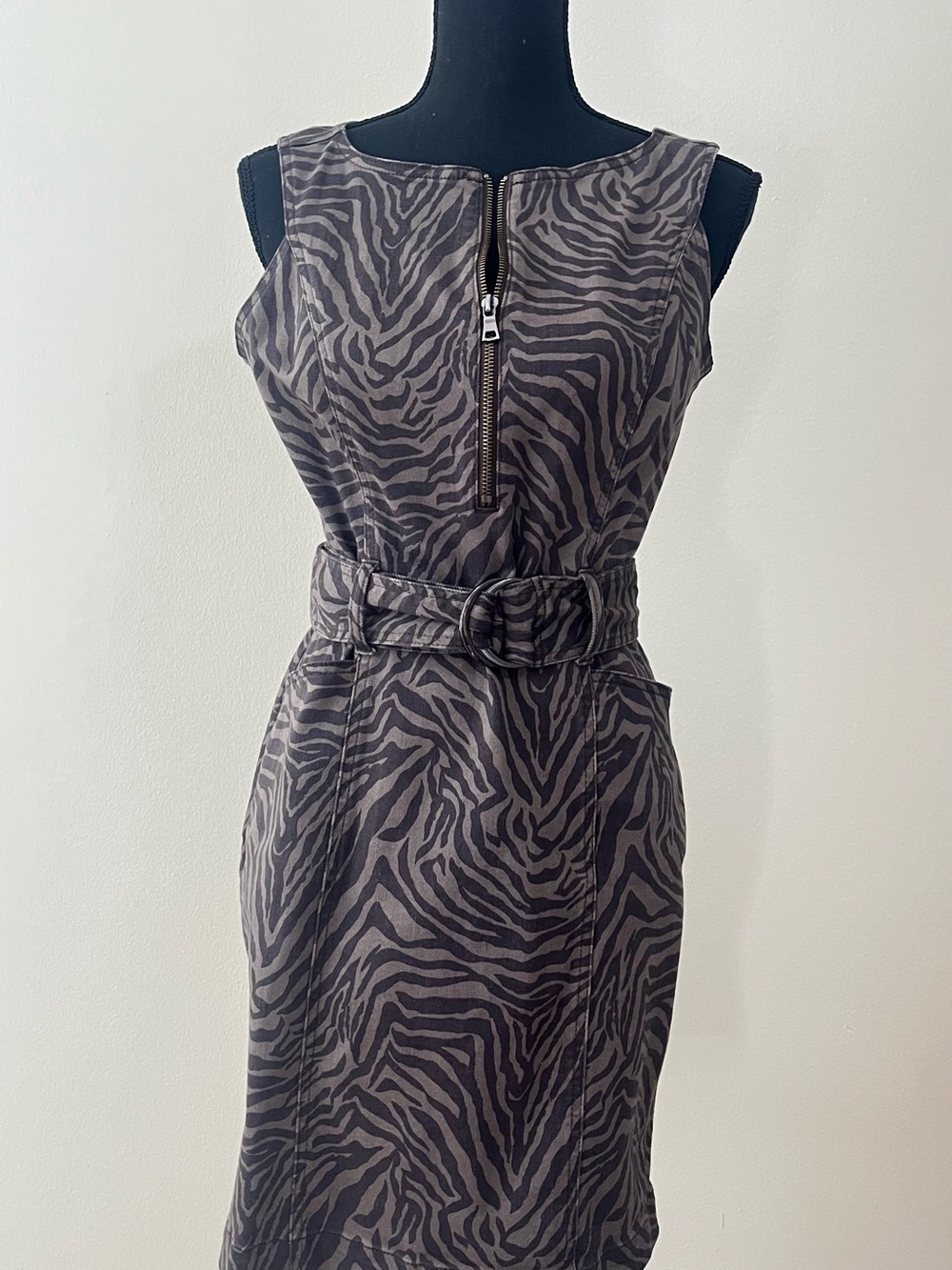 White House Black Market Charcoal Gray Zebra-Print Midi Dress with Belt